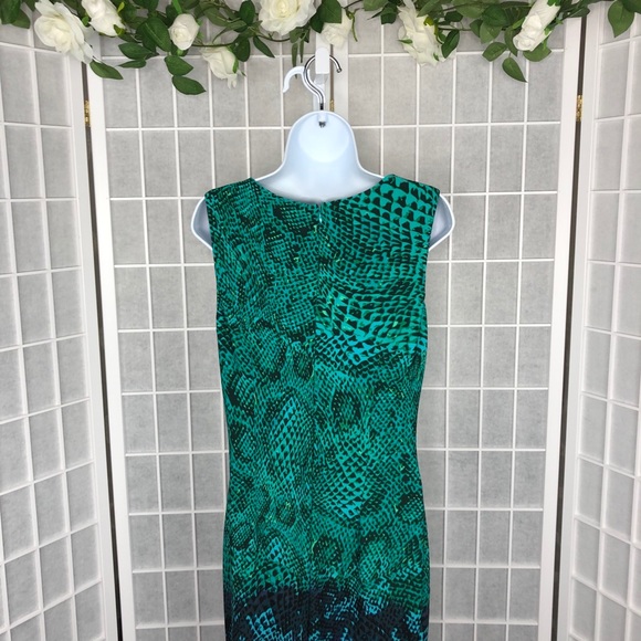 Calvin Klein Women’s Short Sleeves Dress - Picture 4 of 10